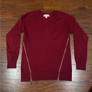 {MICHAEL Michael Kors}V-neck Sweater With Side Gold Zippers